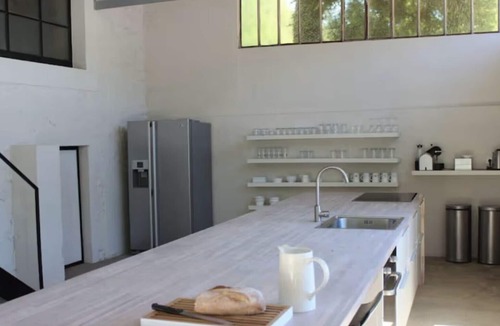 Les Issoux Villa | Les Issoux en Ardeche, large family holiday home for 12 people with private swimming pool