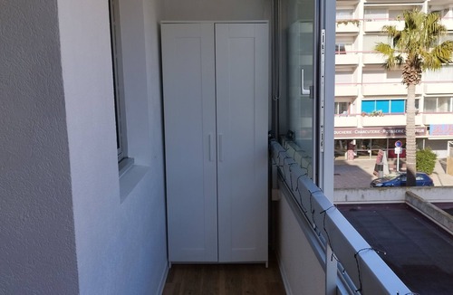 Canet-Plage Apartment | *Les Palmiers* 4 Pers* -Parking* 50m from the beach*Elevator*
