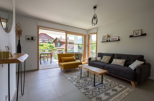 Talloires-Montmin Apartment | Les Pieds Dans L'eau - Talloires, Lac D'annecy