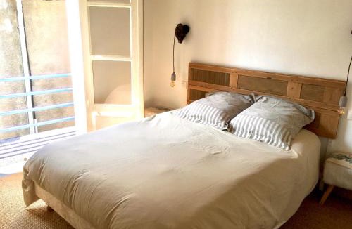 Luz-Saint-Sauveur House | Les remparts