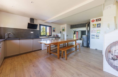 Picherande House | Les Scorios - Maison pour 10 avec beau jardin