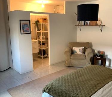 Aniane Bed & Breakfast | Les Toits d'Aniane