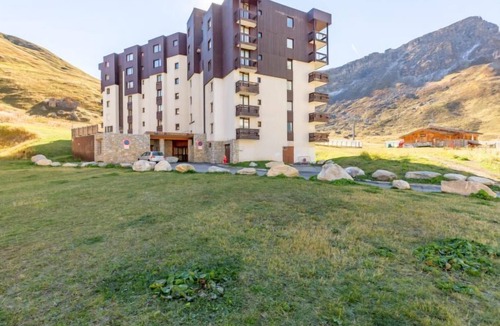Val Claret Apartment | Les Tommeuses (Val Claret) by Interhome