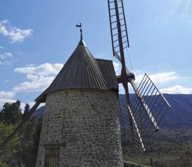 Cucugnan Bed & Breakfast | les trois chemins