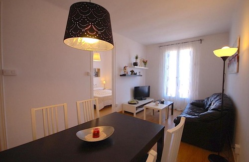 Poblenou Apartment | Lets Holidays Apartment Barcelona near beach
