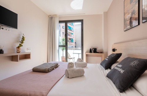 El Camp de l'Arpa del Clot Apartment | Limehome Barcelona Carrer de Besalú 82