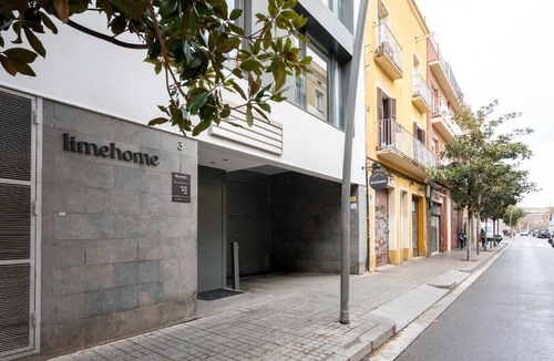 Hostafrancs Apartment | Limehome Barcelona Rector Triadó