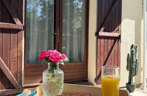 Saint-Medard-en-Jalles House | Little House