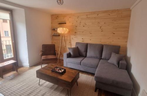 Llivia Apartment | Llivia 1876