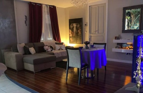 Rodez Apartment | Loft Avec Piscine Privé Intérieure Chauffée, Rodez