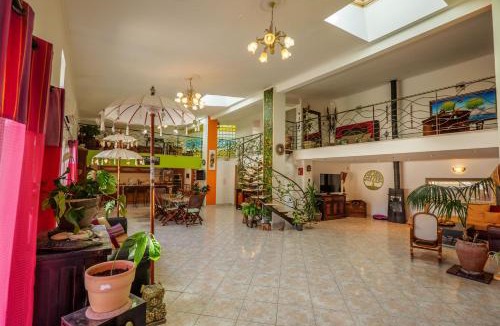 Aimargues Villa | Loft d'exception 350m2 spacieux et lumineux avec piscine à 15 min de la mer
