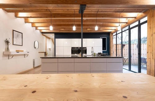 1st Arrondissement Apartment | Loft Leynaud - 4 bedroom apartment with patio