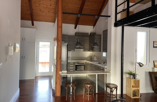 Zaragoza Old Town Apartment | Loft-style penthouse, with unbeatable views of the Plaza del Pilar.