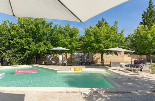 Boisset-et-Gaujac Apartment | Loft with Private Pool, Wi-Fi, and Air Conditioning
