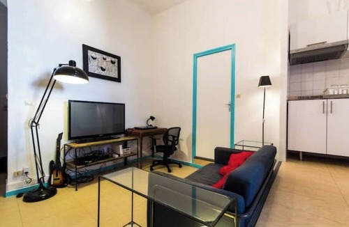 Secteur 2 Apartment | Loftudio, loft spirit in a large studio in Grenoble city center