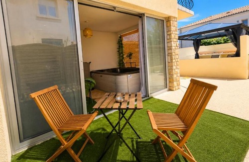 Montelimar Apartment | Loge au PtitBonheur- Jacuzzi & Piscine- Montélimar