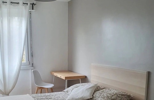 Parc aux lievres Apartment | Logement 5 Chambres à 15min de la Gare D'évry-courcouronnes