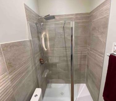 Brive-la-Gaillarde Apartment | Logement entier-Clim-100%équipé-Hypercentre-Balcon