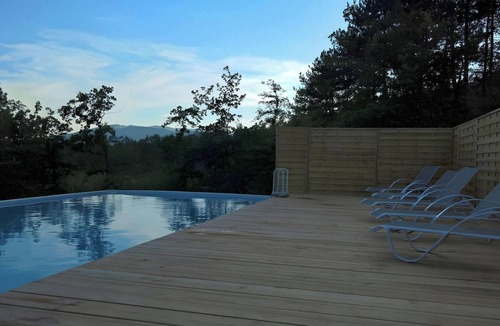Entrepierres Ski Chalet | Logement insolite tout confort 2, piscine chauffée