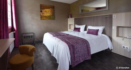 Loubaresse Hotel | Logis Hôtel Beau Site