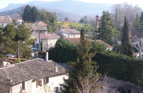 La Begude-de-Mazenc Hotel | Logis Hôtel Le Jabron