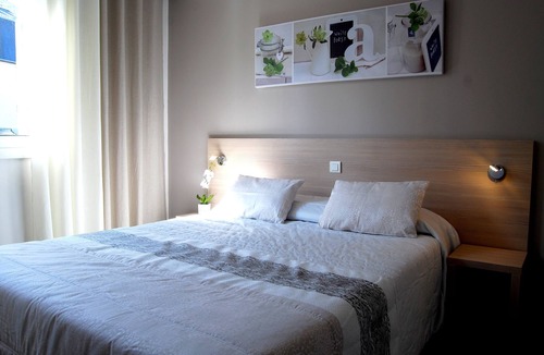 Rodez Hotel | Logis Hôtel Restaurant du Midi