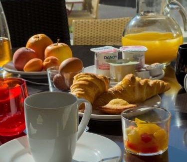 Marvejols Hotel | Logis Hôtel Restaurant L'Europe