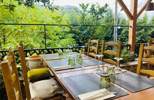 Mimet Hotel | Logis Hotel Restaurant Le Grand Puech