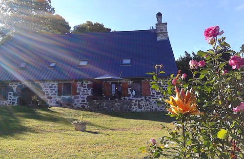 Narnhac Cottage | Loupradelou cottage for 8 people, typical Auvergne house with garden