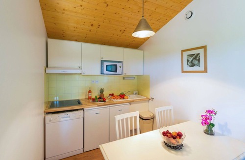 Parentis-en-Born Apartment | Lovely apartment for 6 guests with WIFI, pool, TV, terrace and pets allowed