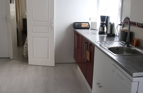 Puget-sur-Argens House | Lovely mobile home with equipped terrace 7 km from the beach