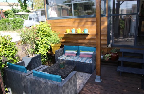 Puget-sur-Argens House | Lovely mobile home with equipped terrace 7 km from the beach