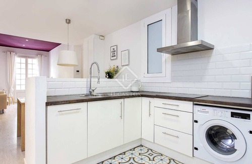La Sagrada Familia Apartment | Lovely modern 2 bed/2 bath apartment near the Sagrada Familia