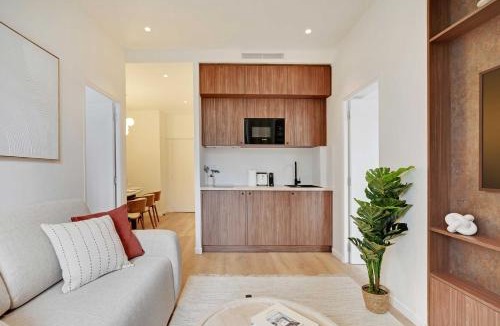 Quartier de la Chapelle Apartment | Lovely Refurbished Home in Vibrant 18th District