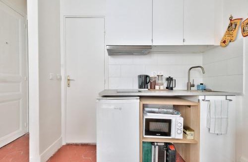 Arsenal Apartment | Lovely Studio Place de la Bastille