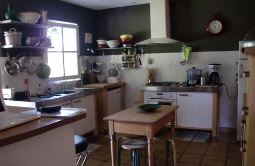 Bagnols-sur-Ceze House | Lovely, well-fenced family home.