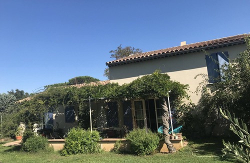 Bagnols-sur-Ceze House | Lovely, well-fenced family home.