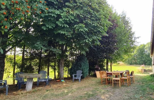 Saint-Frezal-d'Albuges House | Lozère getaway: Grande Maison & Jardin Clos