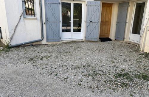 Peypin-d'Aigues Apartment | Luberon cosy Wi-Fi, calme & parking privé