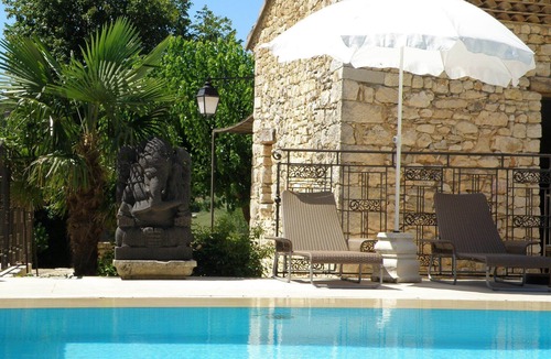 Rustrel Villa | Luberon: prestigious villa with infinity swimming pool and large garden