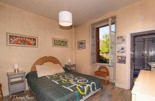 Bagneres-de-Luchon Apartment | LUCHON LUMINEUX T2 CentreVille-Jardin-Wifi Unlimited>500Mb/s