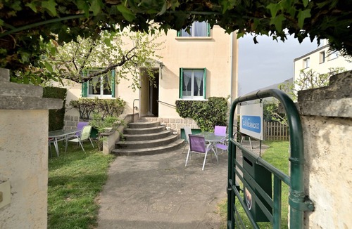 Bagneres-de-Luchon House | Luchon : maison flor