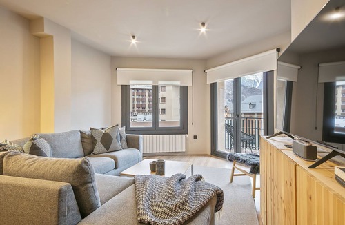 Vielha Apartment | Luderna - Apartamento con terraza Montanero