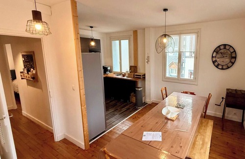 Mont-Dore Apartment | Lush corner near the bistro