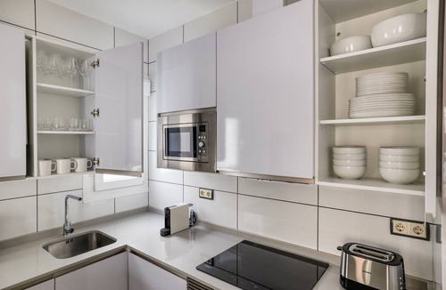 Pacifico Apartment | Luxe Pacífico 2BR w/Doorman, walk to Retiro Park, by Blueground