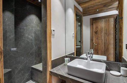 Val-d'Isere Ski Chalet | Luxurious Chalet with Private Elevator, Hammam, Fireplace, and Stunning Terrace in Val d'Isère