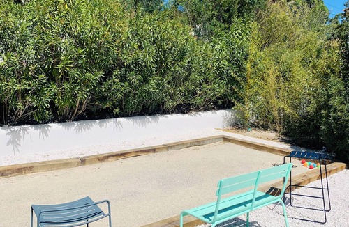 Les Issambres Villa | Luxurious villa, heated pool, beach and groceries at walking distance.