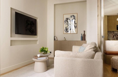 Madeleine Apartment | Luxurious Residence Saint Honore by onefinestay