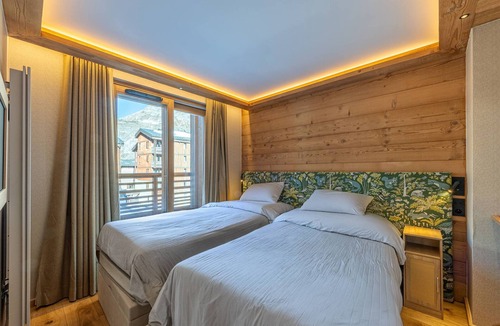 Val-d'Isere Apartment | Luxury apartment with pool and sauna, 8 beds in Val-d'Isère
