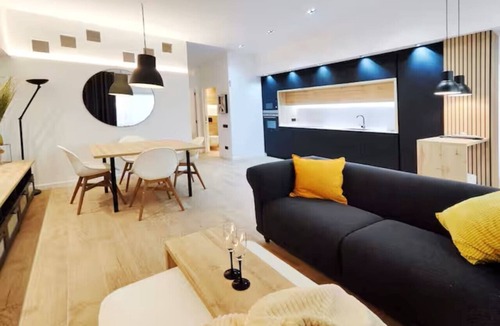 Terrassa Apartment | Luxury apartment with terrace in Terrassa